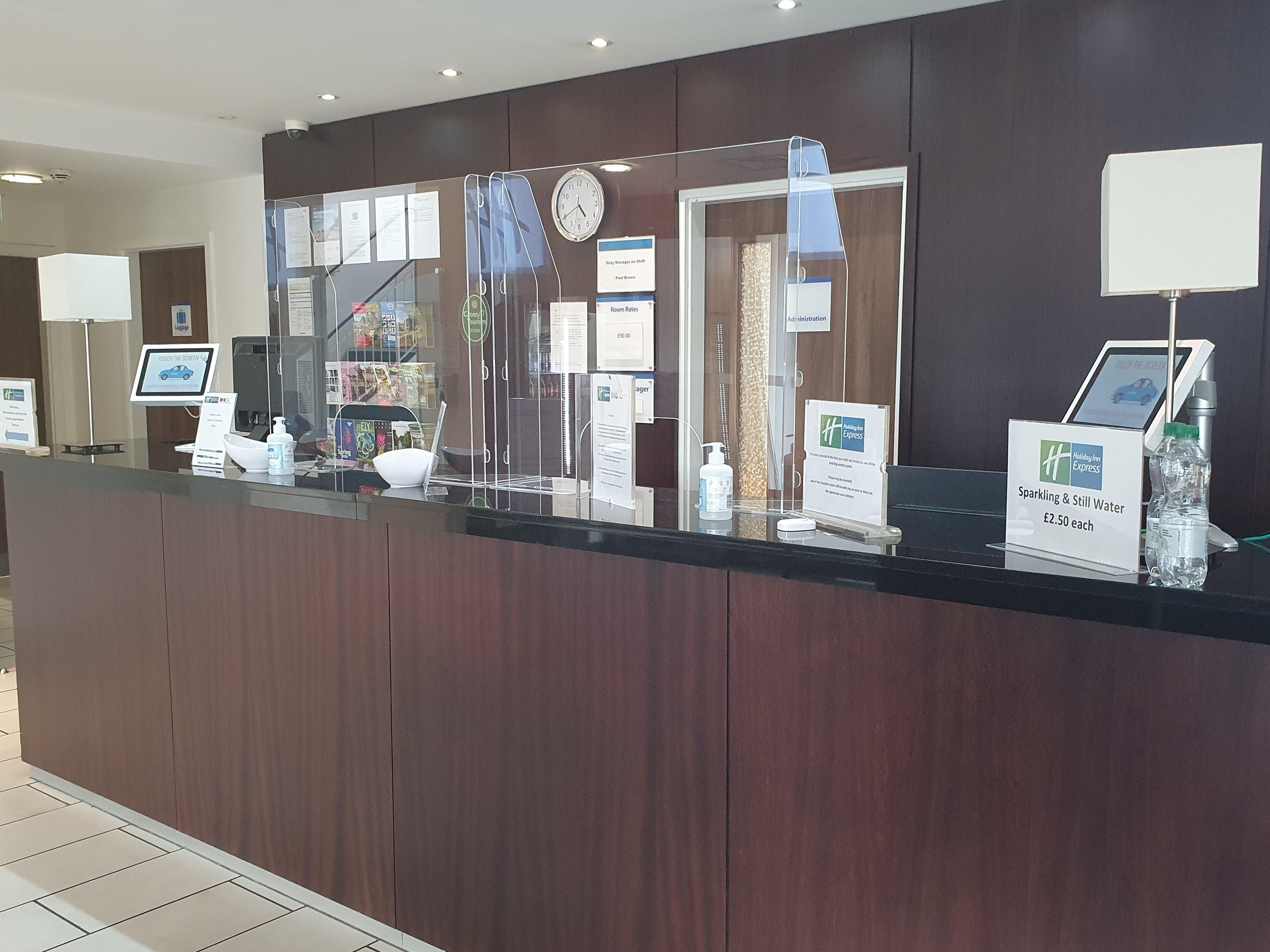 Holiday Inn Express Cambridge Duxford M11 Jct 10 By Ihg Экстерьер фото